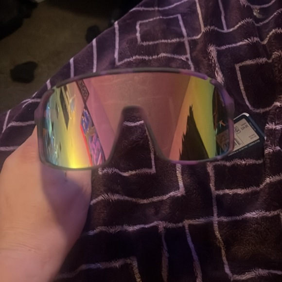 DSG Unisex Purple Tortoise Frame Sunglasses NWT - Picture 3 of 6